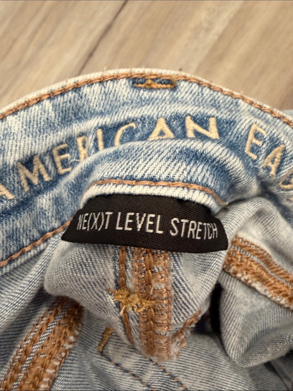 2 Pairs American Eagle Light Super Hi-Rise Jeggings Ripped Jeans Short Length - Picture 8 of 10